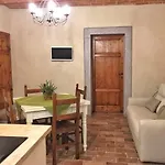 Le Del Borgo Gæstehus Montescudaio