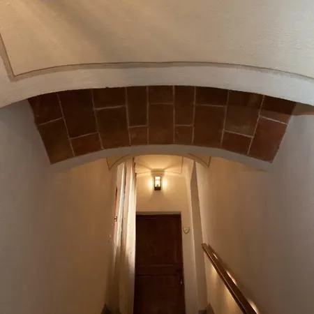 Le Del Borgo 4* Монтескудайо
