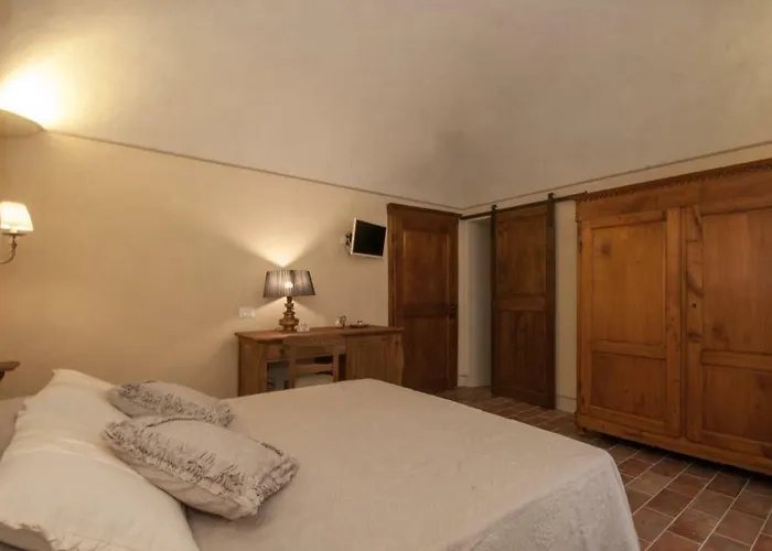 招待所 Le Del Borgo 4*